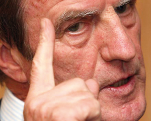 Kouchner le visionnaire