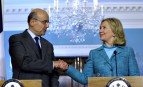 Alain Juppé et Hillary Clinton à Washington, juin 2016. SIPA. AP21055672_000001