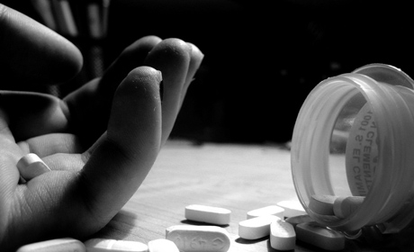 suicide Crise dans la société. Pour comprendre le suicide, relisons Durkheim et Halbwachs.