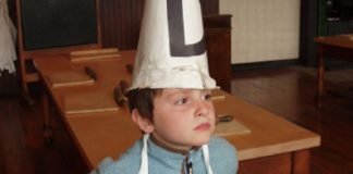 Le bonnet d'âne pour ceux qui ne peuvent pas se payer le bac !