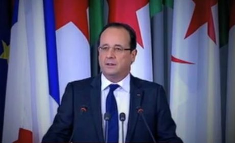 Le discours perdu de François Hollande aux députés algériens