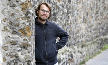 Lorànt Deutsch sème sa zone dans l’Hexagone