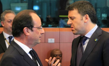 La Ferrari Renzi et la deux-chevaux Hollande