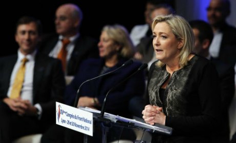 Le FN en voie de bolchévisation poutinienne