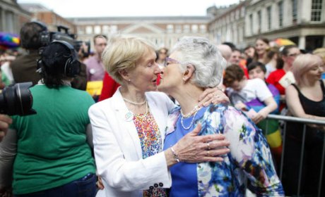 Irlande: mariage pour tous, tous pour le mariage?