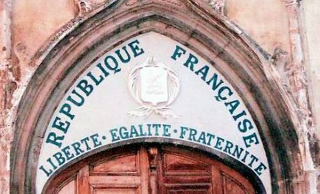 Père Chocholski : «Je suis fier de la laïcité française»