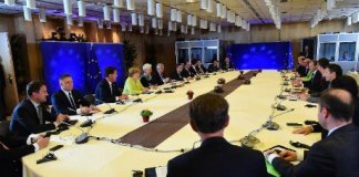 gracques grece tsipras euro