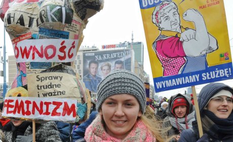 Pologne : Être une mère féministe, c’est pas si facile…