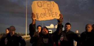 cazeneuve manche migrants