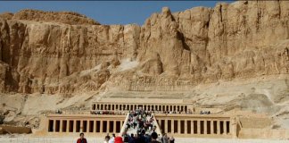 nefertiti tourisme egypte daech