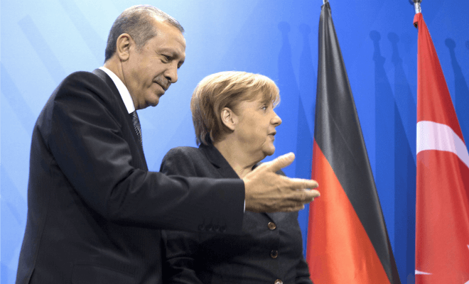 Merkel – Erdogan: le vrai couple qui dirige l’Europe