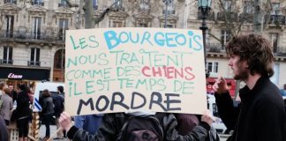 Place de la République, Paris, avril 2016. Sipa. Numéro de reportage : 00749825_000004.