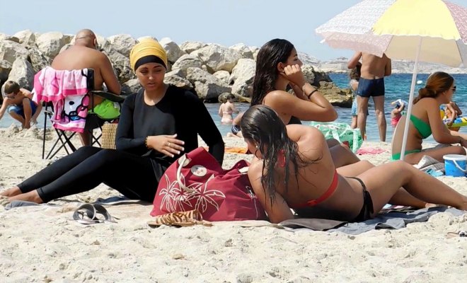 burkini islam kepel lewis