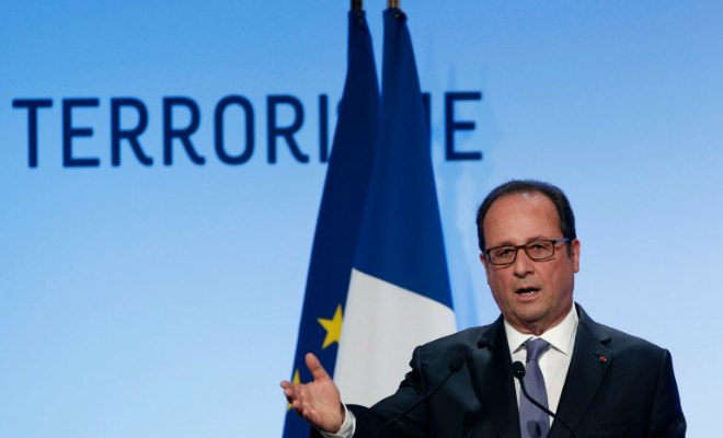 François Hollande: le discours d’un rêveur solitaire