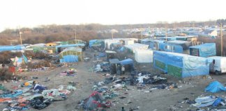 Calais jungle migrants islam