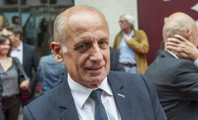 jean michel aphatie poe