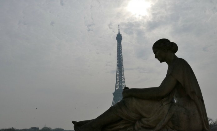 Pic de pollution Paris Anne Hidalgo Valérie Pécresse Charles Dickens Brunner