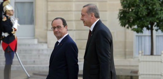 Le Grand Turc et le petit président: François Hollande reçoit Recep Tayyip Erdogan à l'Elysée, octobre 2014. SIPA. AP21645889_000005