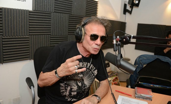 philippe-manoeuvre-journaliste-fin-carriere