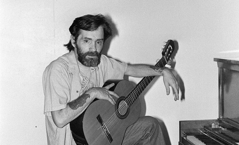 Blanches colombes et vilains messieurs