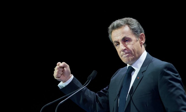 Macron président? Sarko contre-attaque!