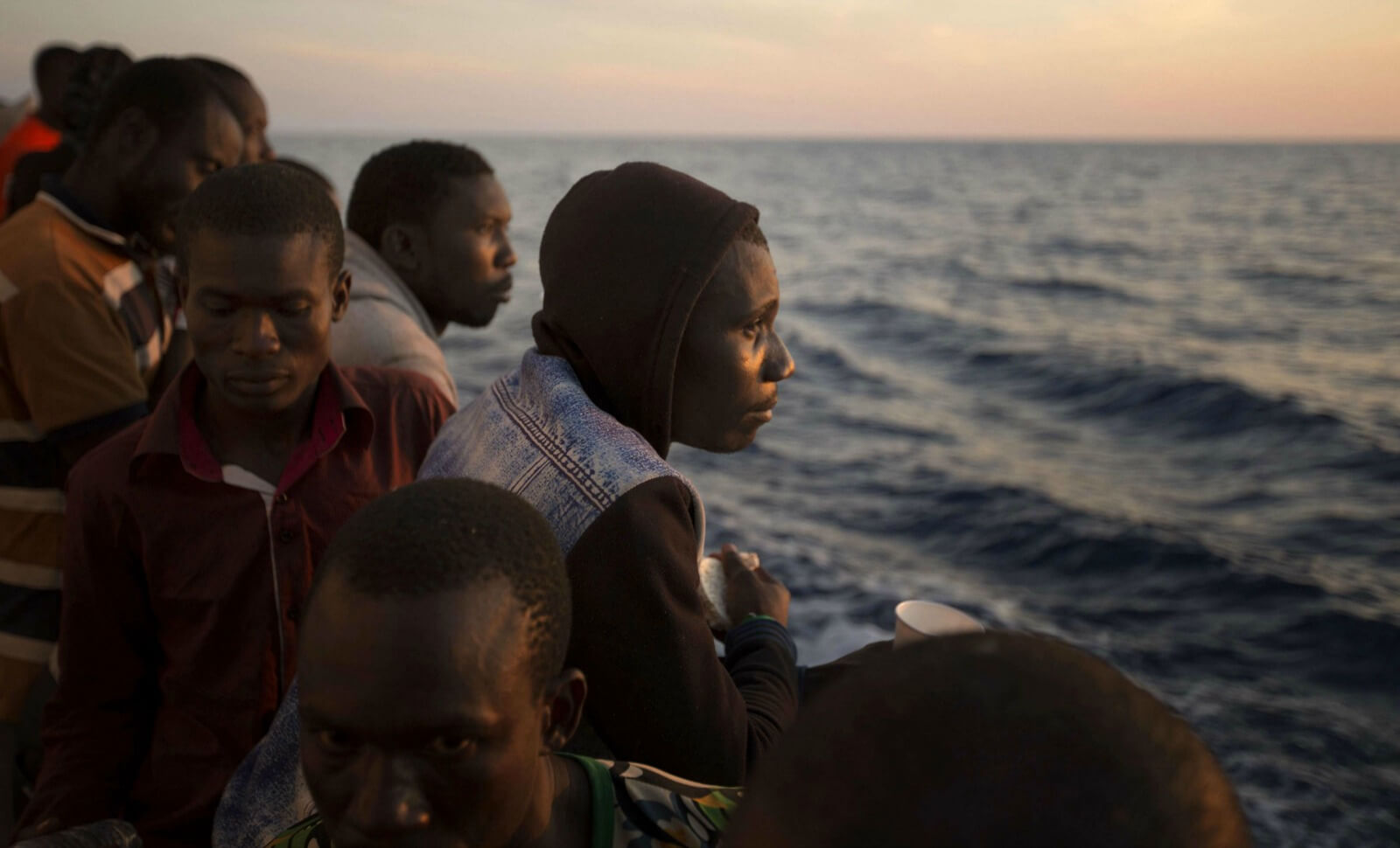 Migrants en Italie: que trafiquent donc les ONG?