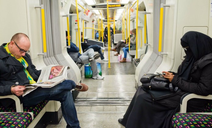 burqa islam norvege presse