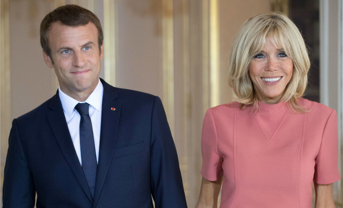 Le drôle de "statut" personnalisé de Brigitte Macron - Cause