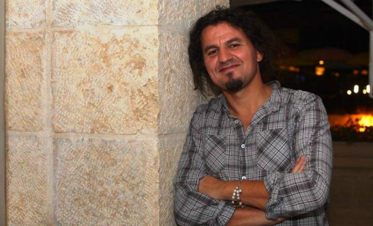 L’Algérie schizophrène de l’écrivain Karim Akouche