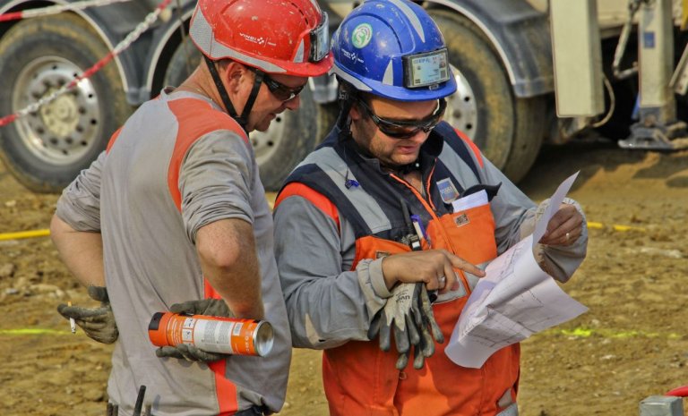 La « clause Molière » validée, le français redevient la langue des ouvriers