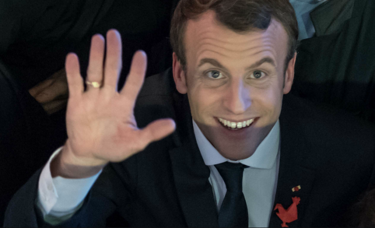 Emmanuel Macron, un président sans opposition