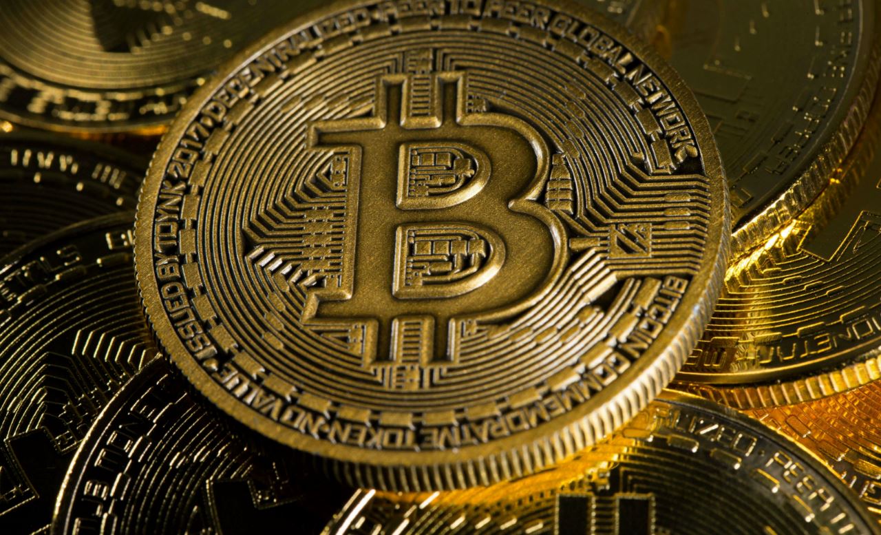 Sous le Bitcoin, la révolution de la blockchain