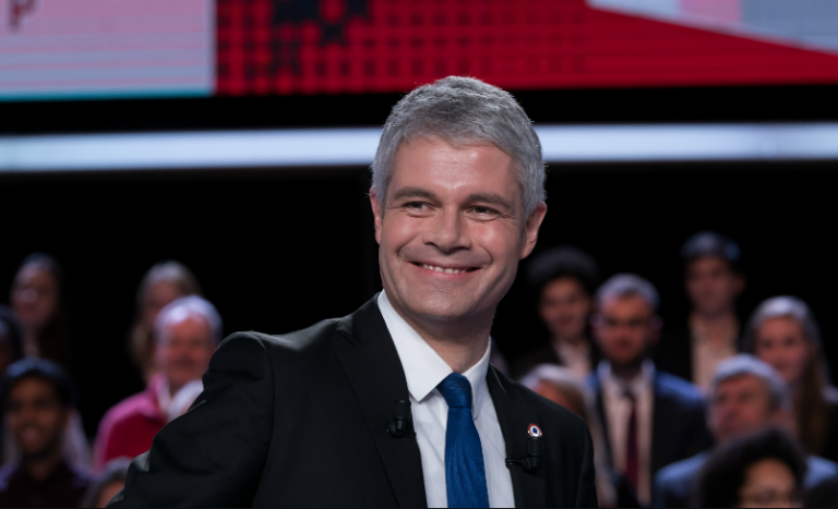 « L&rsquo;Emission politique »: Wauquiez dit merci à ses ennemis