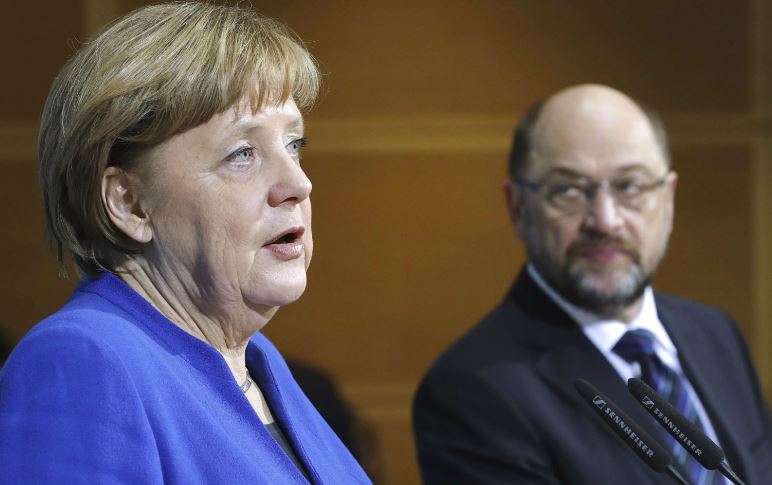 Allemagne: Schulz en sursis, Merkel dans la seringue, Macron sur la touche
