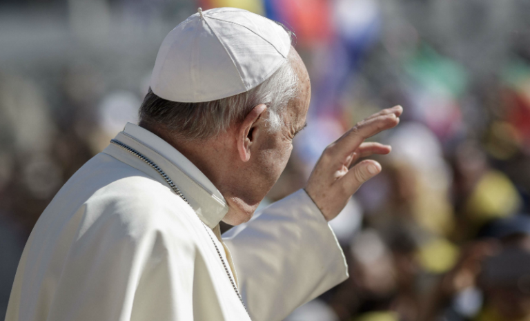 Guerre et pape : François vit-il dans le même monde que nous ?