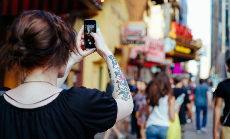 Comment nos sociétés sont devenues les réseaux sociaux