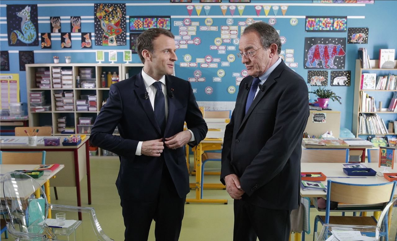 Macron ne veut plus passer pour le «président des villes »