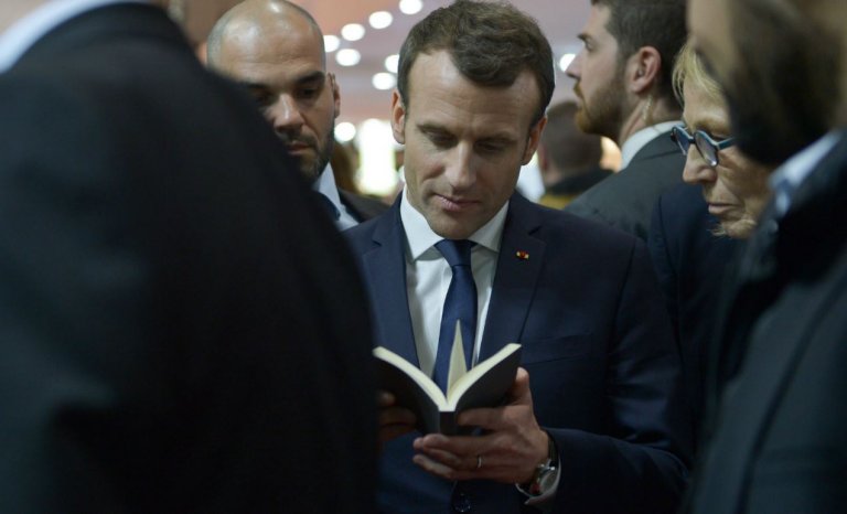Macron: un start-uper ne devrait pas lire ça!