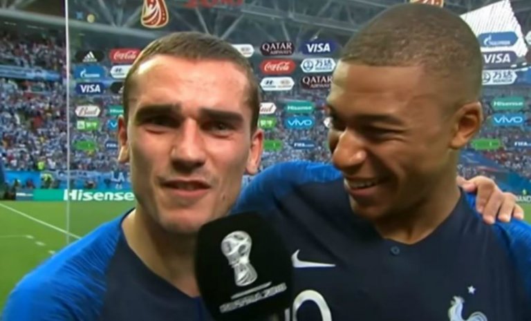 Moi savoir parler les Bleus