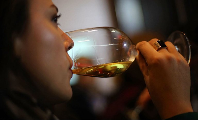 Alcool et santé: une étude relance le débat