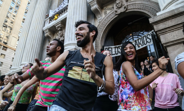 Multiculturalistes, ne confondez pas race et culture!