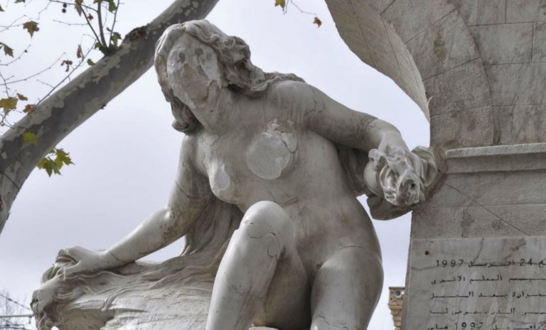 Ain El Fouara, la statue de femme nue qui excite les “déséquilibrés” algériens
