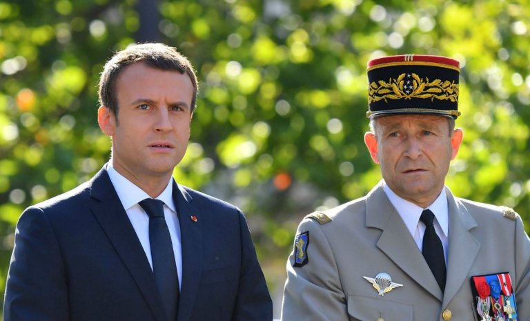 « Qu’est-ce qu’un chef ? »: le livre de Pierre de Villiers que devrait lire Emmanuel Macron
