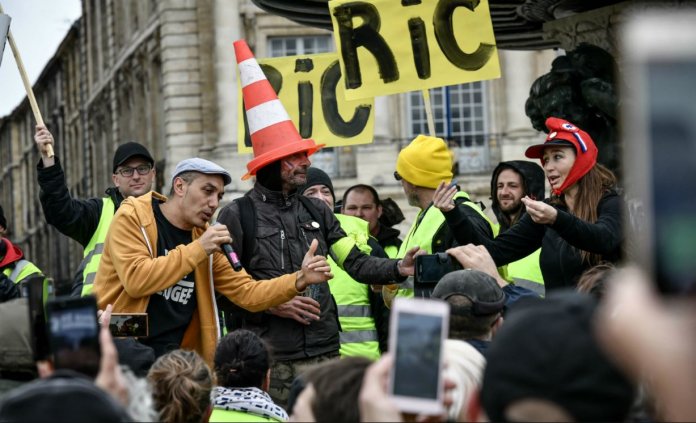 gilets jaunes ric democratie