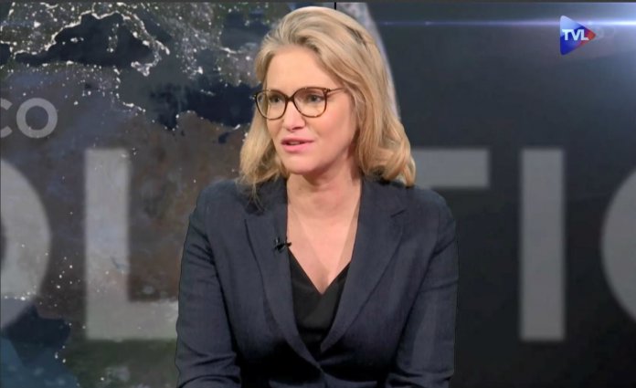 emmanuelle charles gave times israel