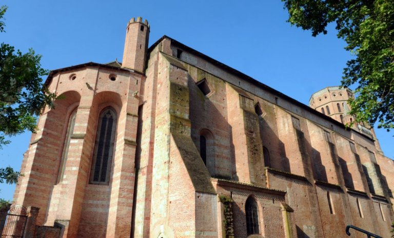 Profanation de la cathédrale de Lavaur: l&rsquo;Église pardonne, moi pas!