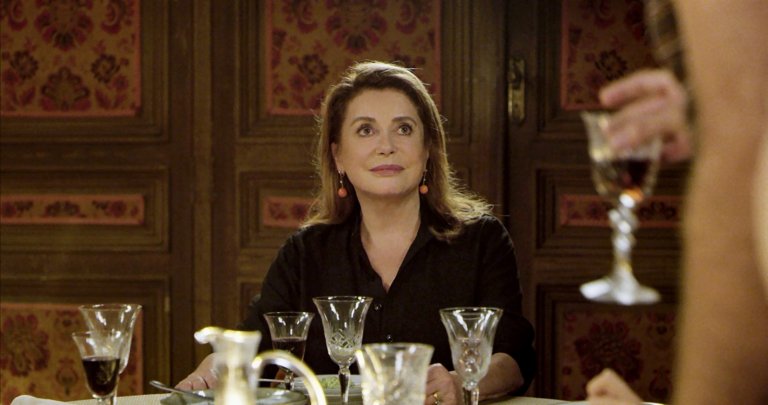 Catherine Deneuve interprète la mère de Cédric Kahn