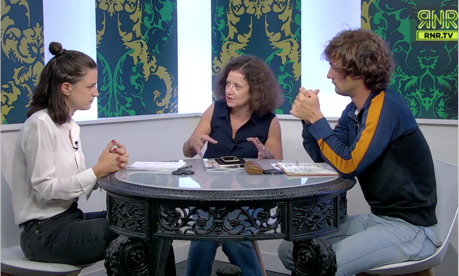 De gauche à droite, Eugénie Bastié, Elisabeth Lévy et Pablo Pillaud Vivien. Image: capture d'écran REACnROLL.