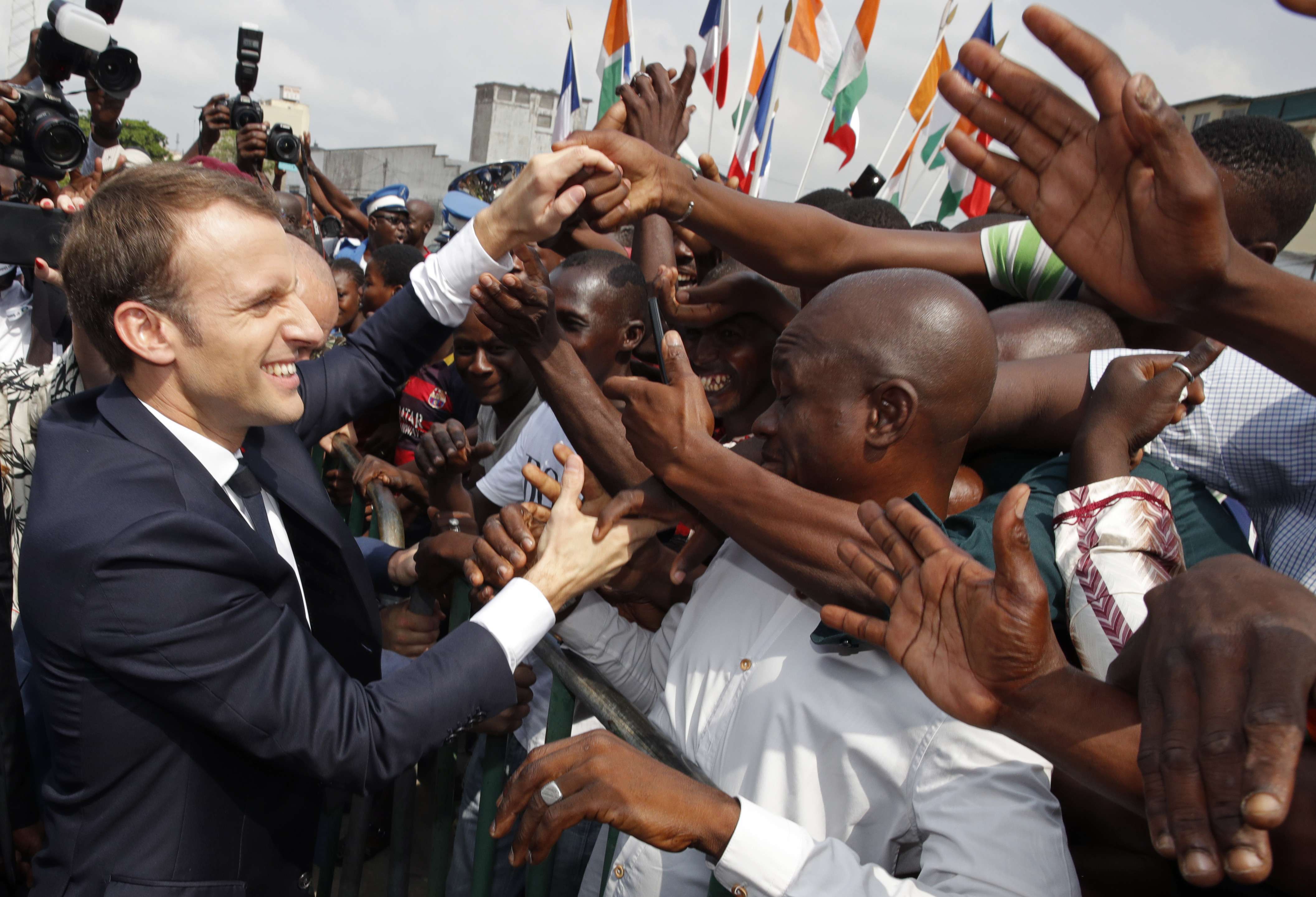 Macron: la faute d’Abidjan