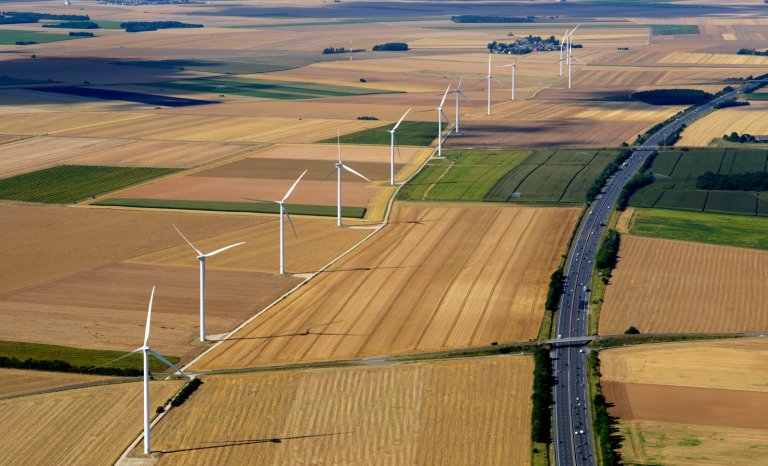 Energie: un scénario 100% renouvelables ne tient pas la route !